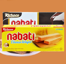 Indonesia nhập khẩu Liche phô mai giàu phô mai Napoleon Bánh quy sô cô la hương vị 145g đóng hộp Bánh quy