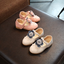 Giày mùa thu 2019 cho bé gái công chúa ngọc trai giày đế mềm cho bé phiên bản Hàn Quốc của bé gái thời trang 1-3 tuổi Giày công chúa