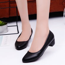 Ngoại thương mới đen tròn đầu cao gót dày có miệng nông giày đơn nữ chuyên nghiệp cỡ lớn giày da công sở thế hệ Giày cao gót