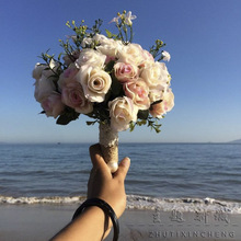 Nhà máy mô phỏng trực tiếp cô dâu nắm giữ hoa bó hoa hồng đám cưới Hàn Quốc phù dâu đám cưới đạo cụ hình ảnh Cầm hoa