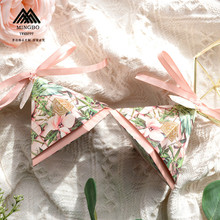 Mới cưới sáng tạo đám cưới cung cấp hộp kẹo đôi tam giác hồng châu Âu hộp kẹo sang trọng bán buôn Hộp kẹo