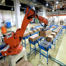 Nhà sản xuất máy móc đóng gói chuyên sản xuất thiết bị robot tự động Robot