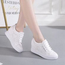 2019 Giày trắng mùa hè Phiên bản Hàn Quốc của nêm với chiều cao tăng 8cm Giày đế xuồng Giày cao