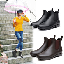 Giày đi mưa thời trang mới của Chelsea Giày nữ ống ngắn đi mưa trượt thấp để giúp giày cao su chống nước nhà sản xuất Giày đi mưa nữ