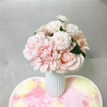 Mô phỏng cúc bó hoa hồng đến một sự kết hợp của hoa lụa hoa cưới cầm hoa nhà máy đồ trang sức nhà bán buôn trực tiếp Cầm hoa