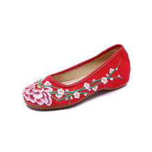 Keo mận Trung Quốc retro cô dâu thêu hoa giày đặt chân nêm gân dưới giày phụ nữ giản dị Giày nữ