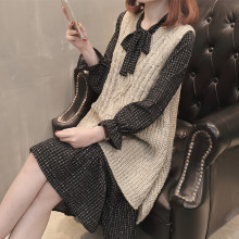 Mùa xuân 2019 phiên bản mới của Hàn Quốc của áo len dệt kim béo mm dành cho bà bầu dài phần cổ chữ V rộng cỡ lớn đan áo vest nữ Áo len nữ