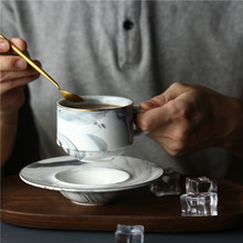 Bắc Âu tối giản màu cẩm thạch sáng tạo gốm cốc cà phê và đĩa phù hợp với chiều English trà mạ vàng tách và đĩa Bộ cốc