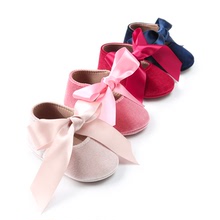 Ribbon mùa xuân và mùa thu Giày công chúa cho bé Giày dép trẻ em Giày trượt mềm Giày trẻ em M1813 Giày em bé
