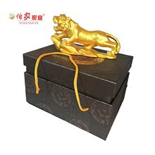 Yijia carbon khắc than hoạt tính khắc xe trang trí hổ vàng hấp phụ formaldehyd tinh khiết không khí than củi khắc xe con lắc Mô hình động vật và thực vật