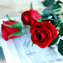 Lan Yun mô phỏng mới chi nhánh duy nhất của hoa hồng đám cưới tăng nhung chụp đám cưới trang trí nhà bó hoa nhân tạo Cầm hoa