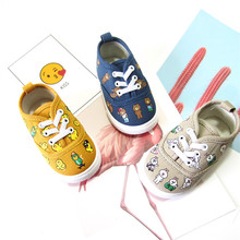 Nhật Bản thương mại nước ngoài trẻ em giày vải hoạt hình một chân đàn hồi ban nhạc bé trai và bé gái giày bé mới biết đi giày vải Giày vải trẻ em