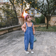 Trẻ em mặc xuân 2019 Mới Hàn Quốc Trẻ em denim hai tông màu Bib Ins Spring Quần yếm