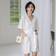2019 Hàn Quốc mùa hè phong cách mới đơn giản gió lười cổ chữ V túi ngực ngắn tay đầm ren nữ Q216 Đầm
