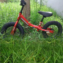 Chim bồ câu sắt bay nổ xe tay ga 2-4-6-7 tuổi bé cân bằng xe 14 inch bé trai và bé gái xe đạp Mũ bảo hiểm đi xe đạp