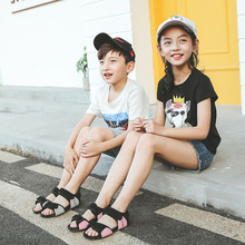 Giày dép nam xuân hè 2019 mới cho bé trai lớn và vừa bé bé gái đi giày đi biển phiên bản Hàn Quốc của một thế hệ Dép trẻ em