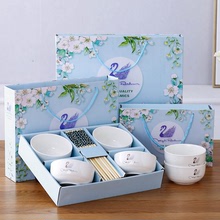 Bộ đồ ăn vẽ tay theo phong cách Nhật Bản Bộ bát sứ màu xanh và trắng Bộ đồ ăn bằng gốm Bộ đồ ăn bằng gốm mở quà cưới có thể được tùy chỉnh Bộ dao kéo