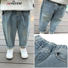 Quần áo trẻ em 2019 bé trai xuân tải cha mẹ-con mặc quần jean cũ quần jeans cotton retro hoang dã Quần trẻ em