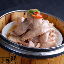 Ruột lợn tiêu đen Quán trà kiểu Hồng Kông Đồ ăn nhẹ cổ điển Nguyên liệu bán thành phẩm được hấp sẵn để ăn bao bì lớn Thịt lợn
