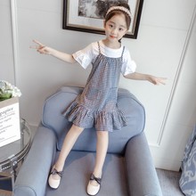 Mùa hè 2019 mới cô gái hai mảnh trai lớn phiên bản Hàn Quốc của váy kẻ sọc hai váy dài trẻ em Bộ đồ trẻ em