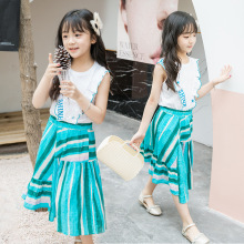 Quần áo trẻ em 2019 Mùa hè cho bé gái mới Bộ váy sọc màu Zhongda Tong Bộ vest in hai mảnh của Hàn Quốc Bộ đồ trẻ em