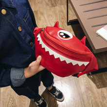 2019 phiên bản Hàn Quốc của túi cá mập mới thêu dễ thương đôi mắt lớn của trẻ em túi đeo vai hoạt hình cậu bé đeo chéo túi ngực Túi messenger cho trẻ em