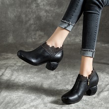 [Nhà sản xuất] 2019 xuân mới giản dị mềm mại thoải mái cao bằng da cao cấp để giúp dày với giày đơn cổ tròn Giày cao