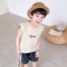 ST4618 Thời trang trẻ em Hàn Quốc phù hợp với trung tính đơn giản lớn cho trẻ em phù hợp với áo khoác mùa hè + quần short hai mảnh bán buôn Bộ đồ trẻ em