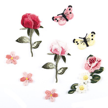 Hồng Jie tại chỗ dán hoa hồng tinh tế bướm thêu chương hoa vải dán nhỏ DIY miếng dán Nhãn dán vải