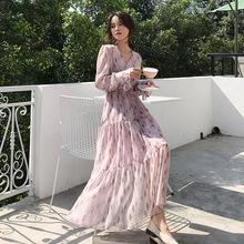 Xuân 2019 mới của phụ nữ Hàn Quốc in thun eo xuân hè và đầm dài tay dài Đầm voan chữ V Đầm voan