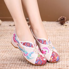 Sản phẩm mới mùa xuân phượng hoàng thiết lập chiều cao chân với giày thêu thoải mái kiểu Bắc Kinh gân bò dưới giày đơn nữ Giày nữ