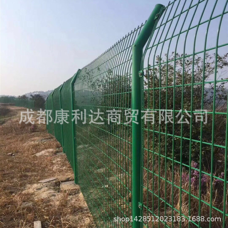 厂家常年供销高速公路护栏网 铁路桥梁护栏网 双边护栏网