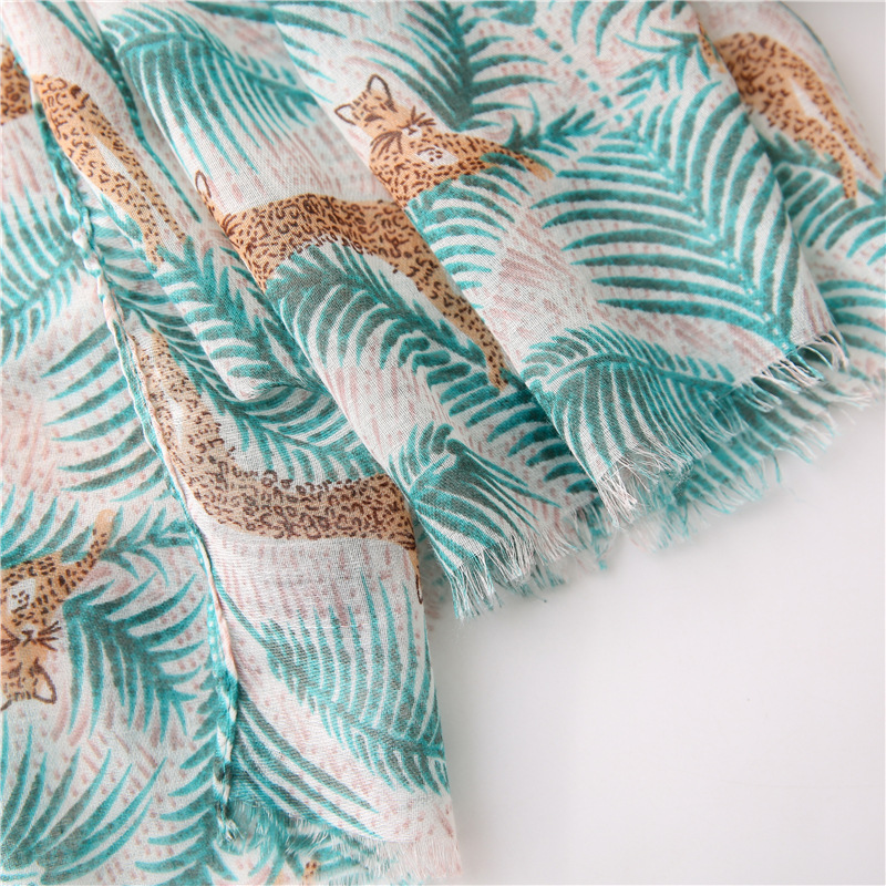 Nueva bufanda de mantn de lino y algodn de leopardo de planta tropical para mujer bufanda de proteccin solar de doble uso bufanda toalla de playapicture10