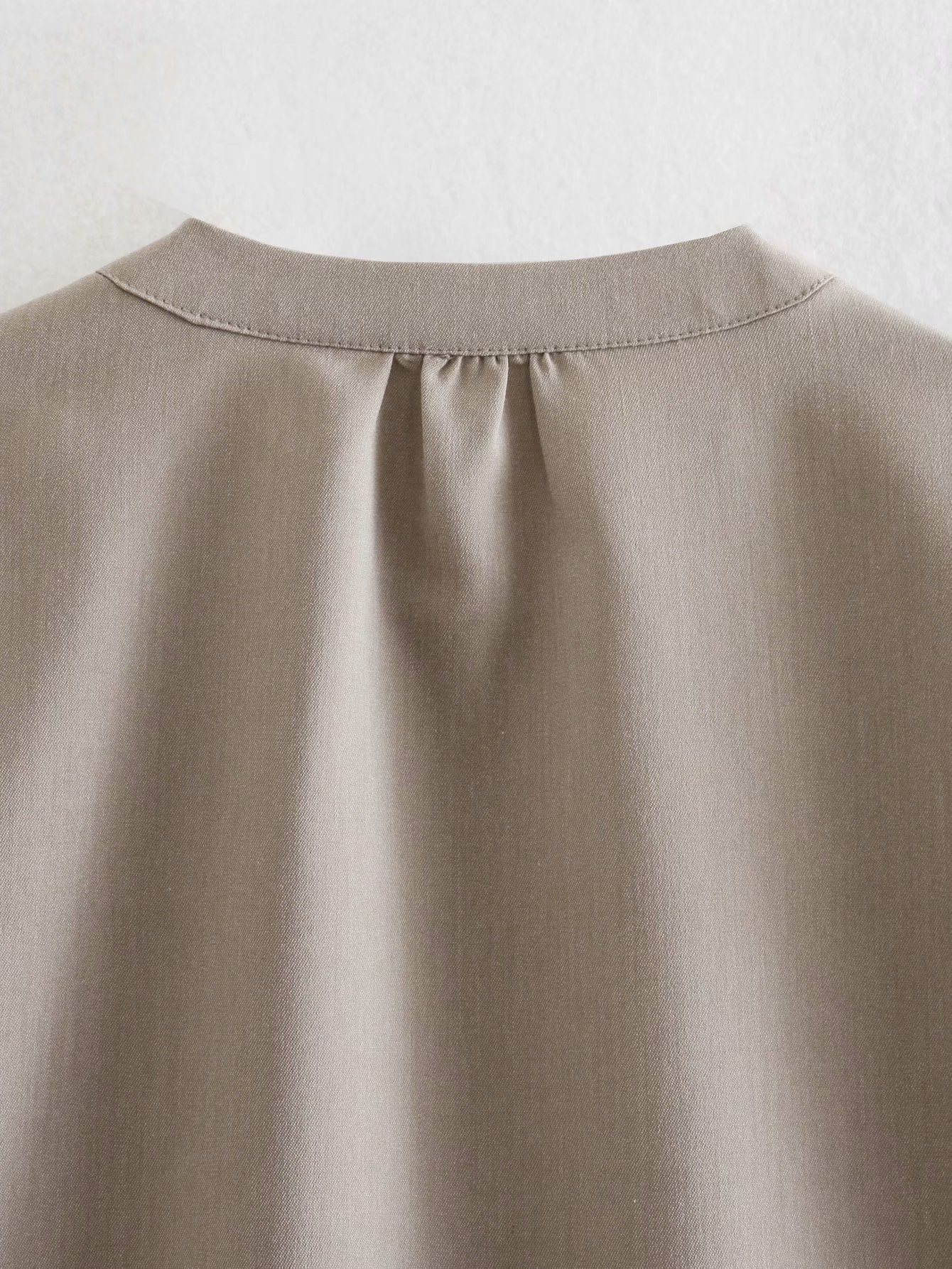 Solid Color Long-Sleeved Round Neck Shirt NSXFL101420