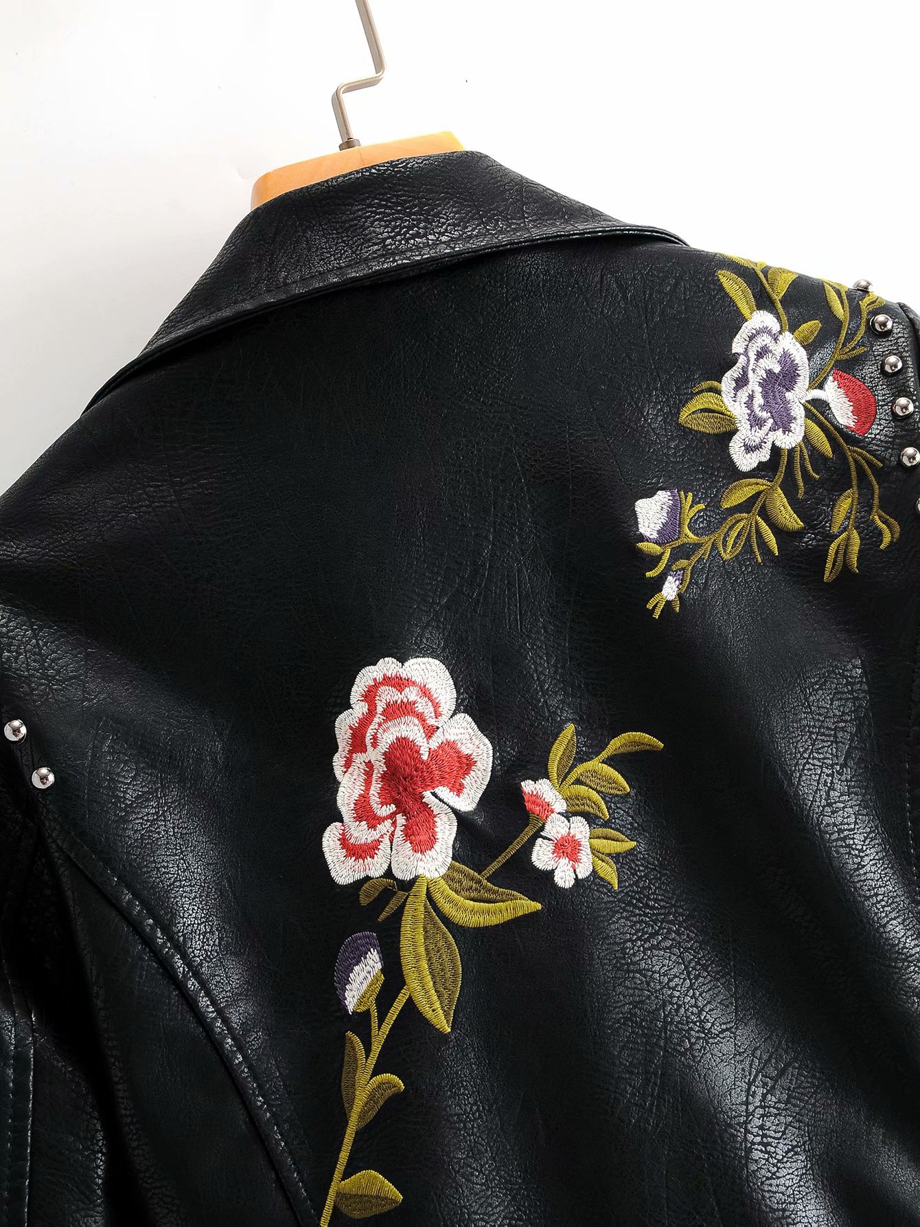 Long-Sleeved Lapel Floral Embroidery Pu Leather Jacket NSXFL101419
