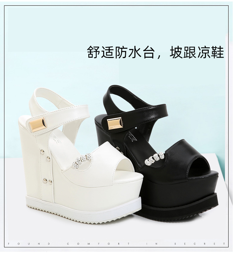 2020 spring The new Fish mouth waterproof Internal elevation Muffin Thick bottom Slope heel Sandals 15 a centimeter Hentian Gao