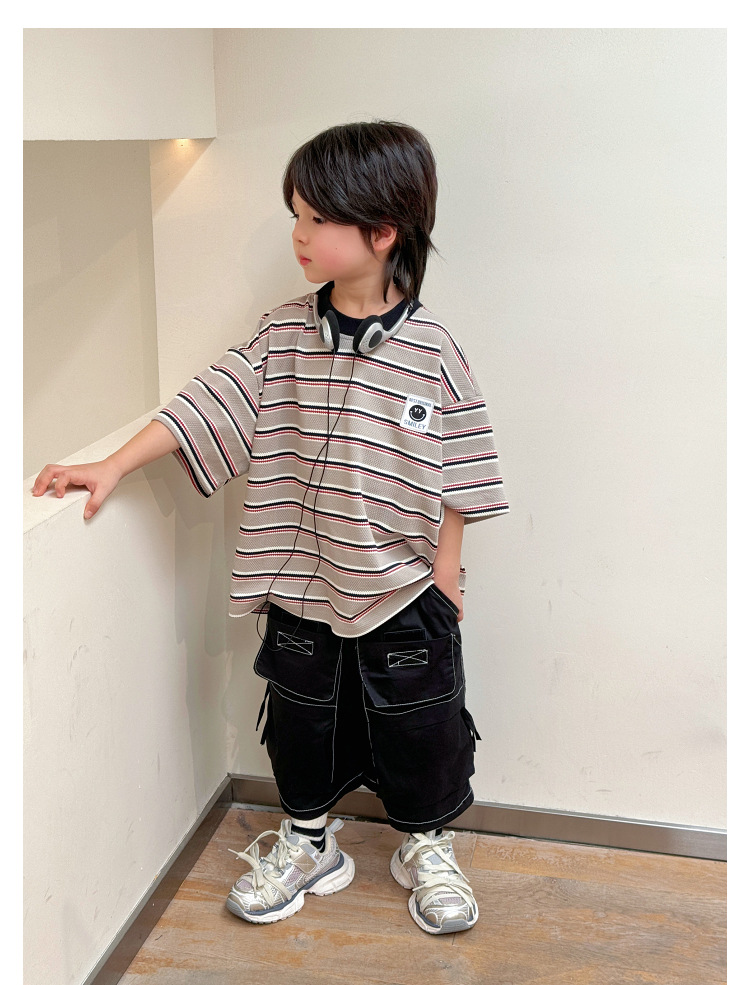 Boy leisure time shorts 2024 summer The new Korean version children Overalls Zhongda Tong Big pocket Versatile trousers tide
