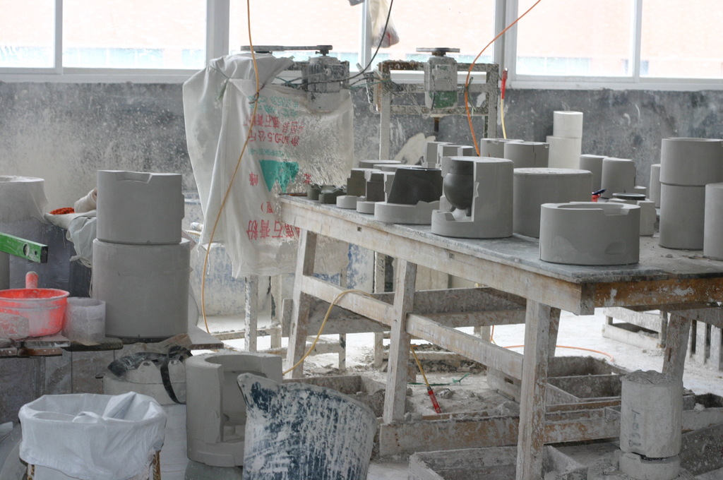 陶瓷花盆生产设备图片