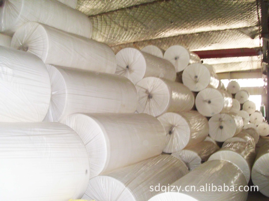 山东泉洁纸业专业生产柔软舒适 大卷卫生纸 大轴纯木浆卫生纸