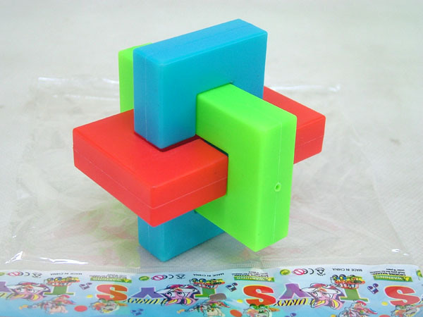 六块方块积木拼图造型图片