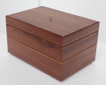 深圳木盒厂供应高档木质喷漆手表盒,可定制