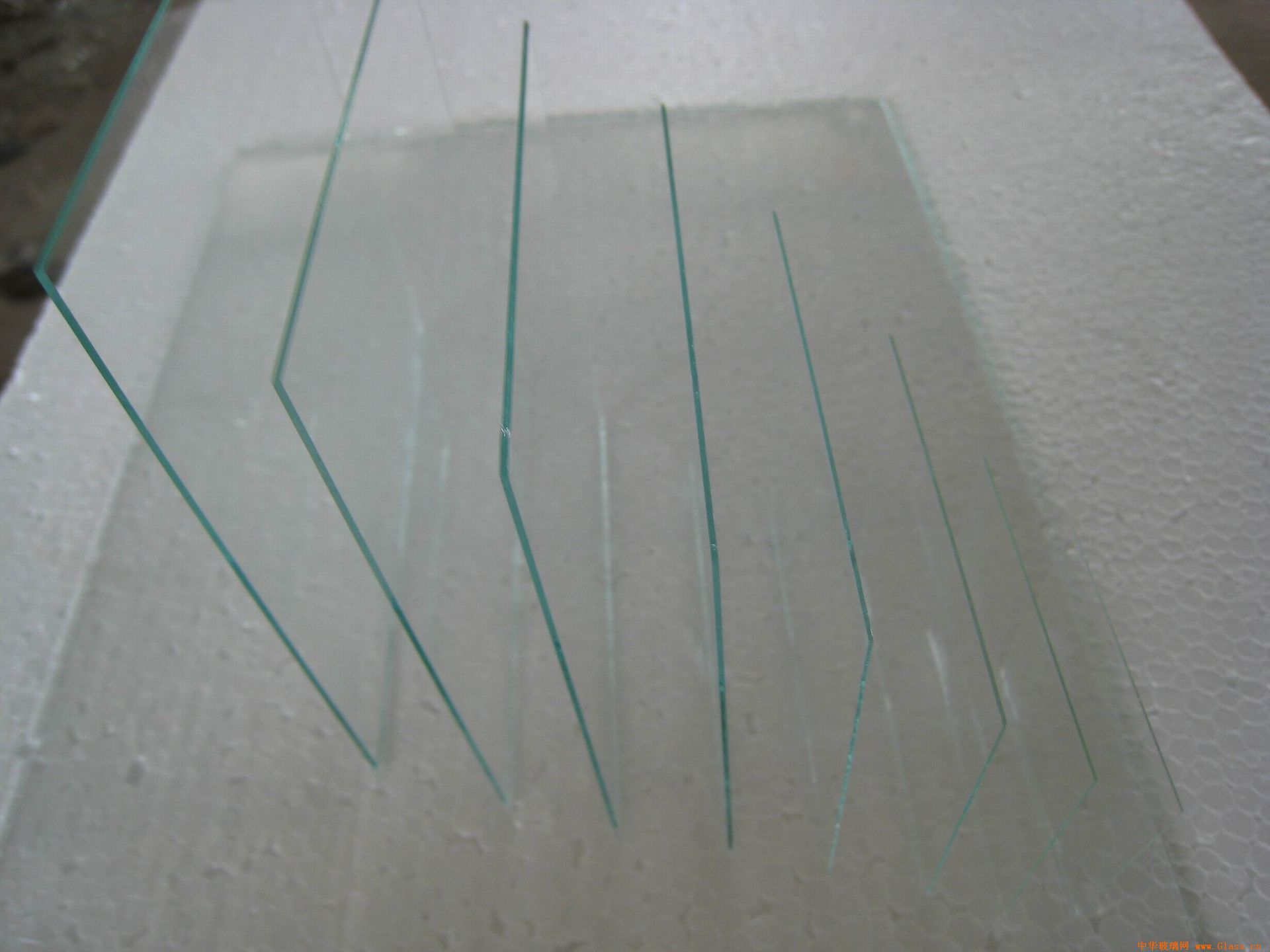 超薄化学钢化玻璃