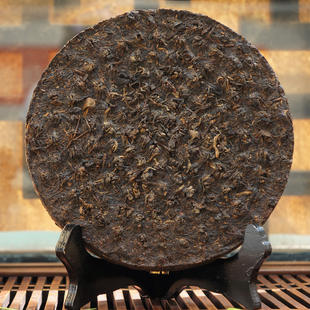 普洱茶 陈年生茶 05年下关t8633铁饼 生茶 357克/片 老生茶精品