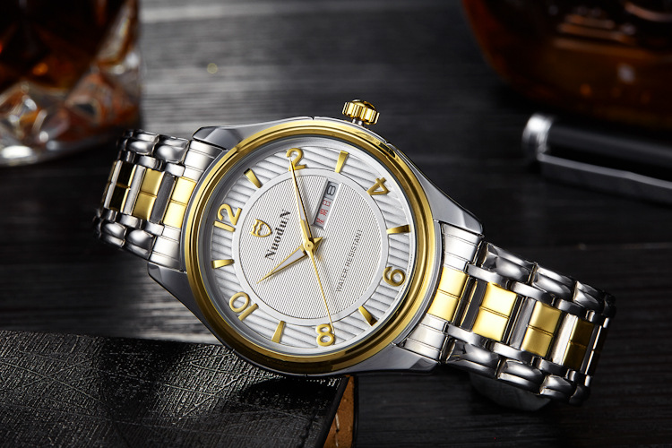 诺顿腕表品牌 外贸货源时尚休闲钢带手表带间金防水手表