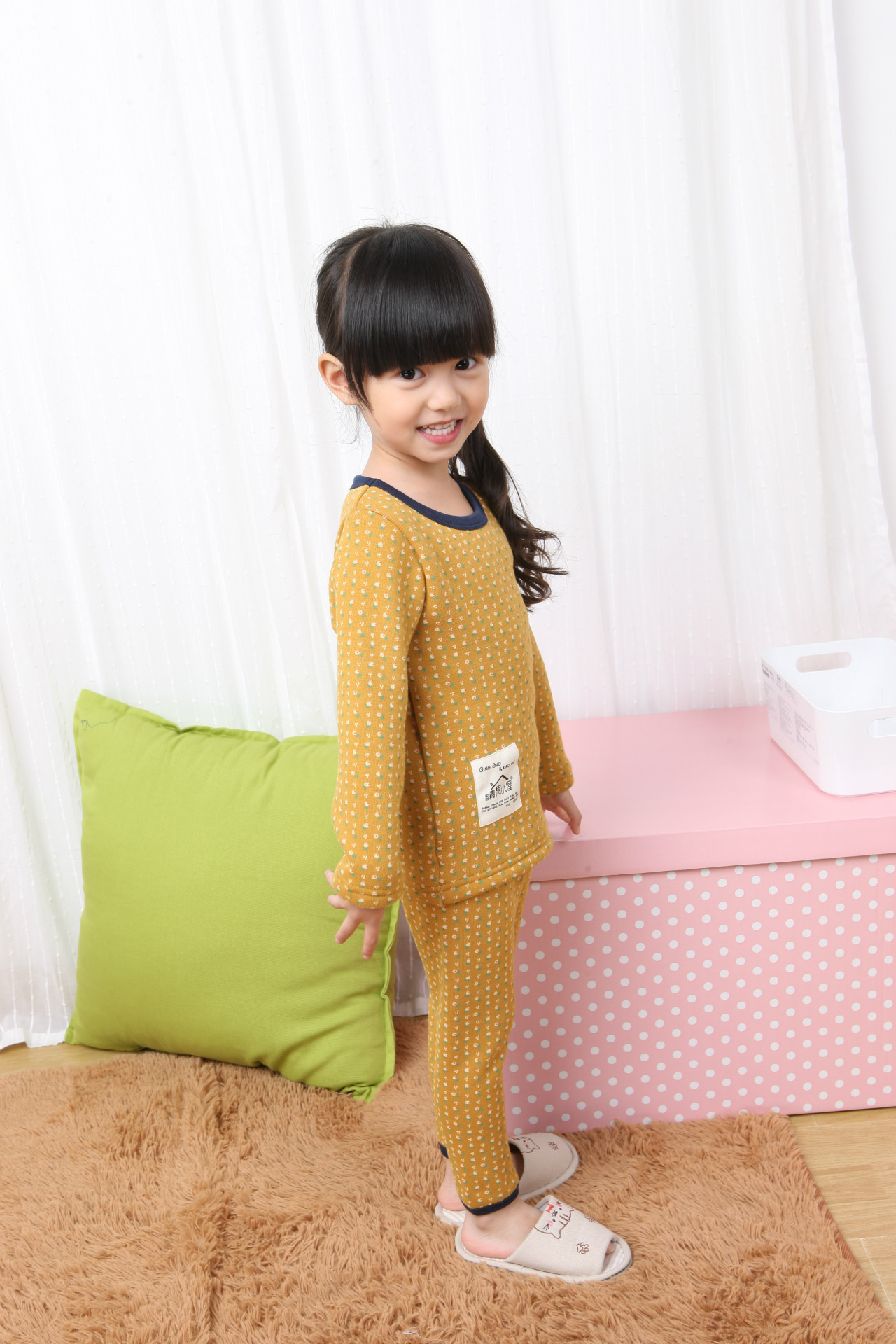虎门童装 新款中小童女童加绒加厚保暖卡通韩版 儿童纯棉内衣套装