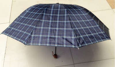 厂家直销65#10根骨涤格伞 加大商务晴雨伞三折叠遮雨伞 老少皆可