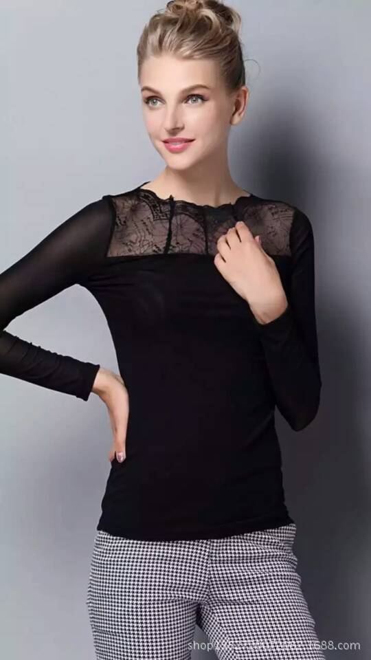 2015年秋新品女款修身镂空花纹蕾丝网纱长袖打底衫