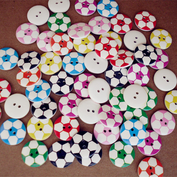 Handmade DIY \ Painted Football Pattern 20MM Wooden Button Clothing Accessories_voghion.com