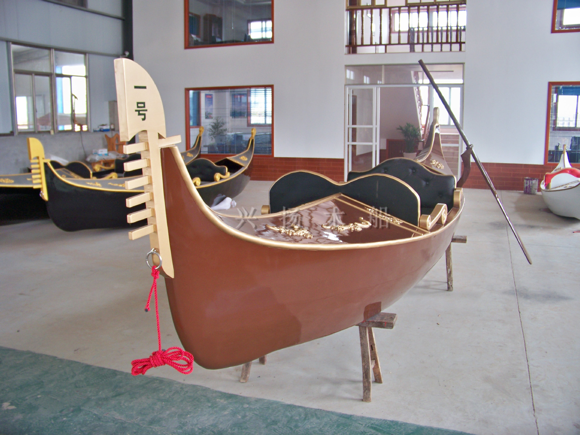 专业制造威尼斯贡多拉/手划木船/装饰木船/摄影道具船/休闲观光船