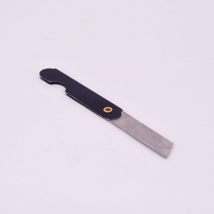 经典款式小刀子 黑色铁皮小刀小美工刀折叠刀美工刀削笔刀裁纸刀